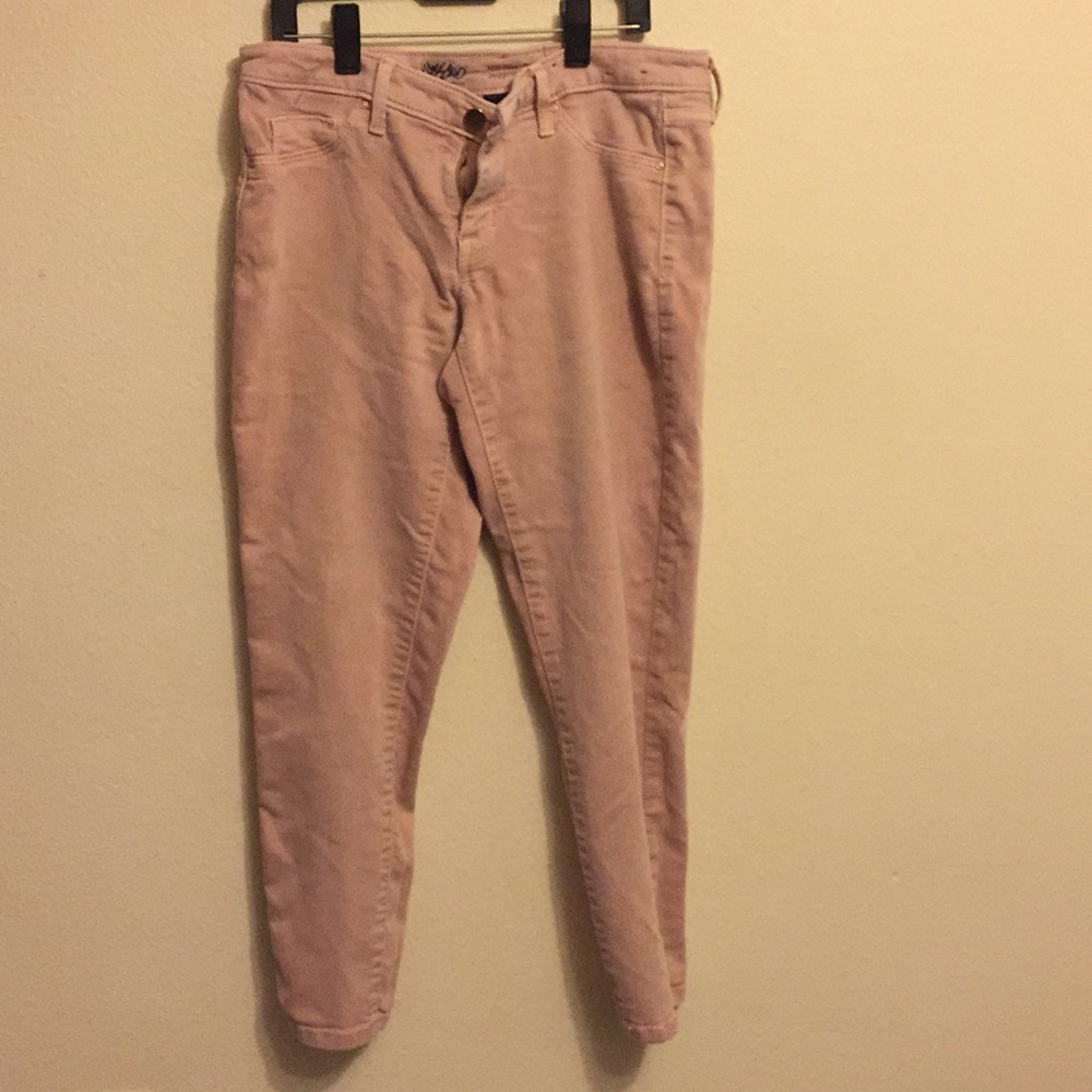 Blush mid-rise jeggings